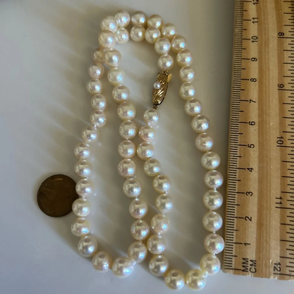 Vintage 14K yellow good clasp
8.50MM Tasaki 21” Cultured Akoya Pearl Necklace - Picture 11 of 15
